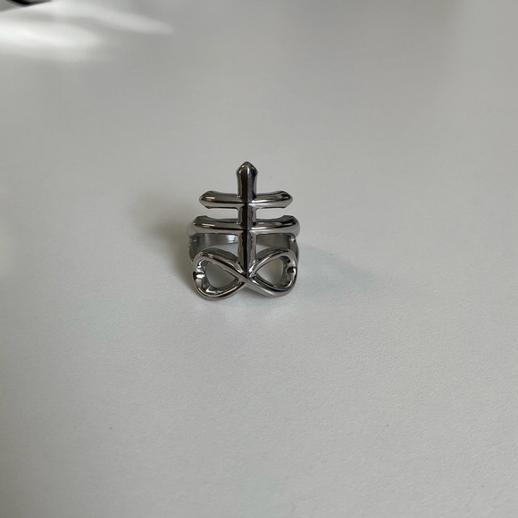 Stainless steel ring - Picture 1 of 3